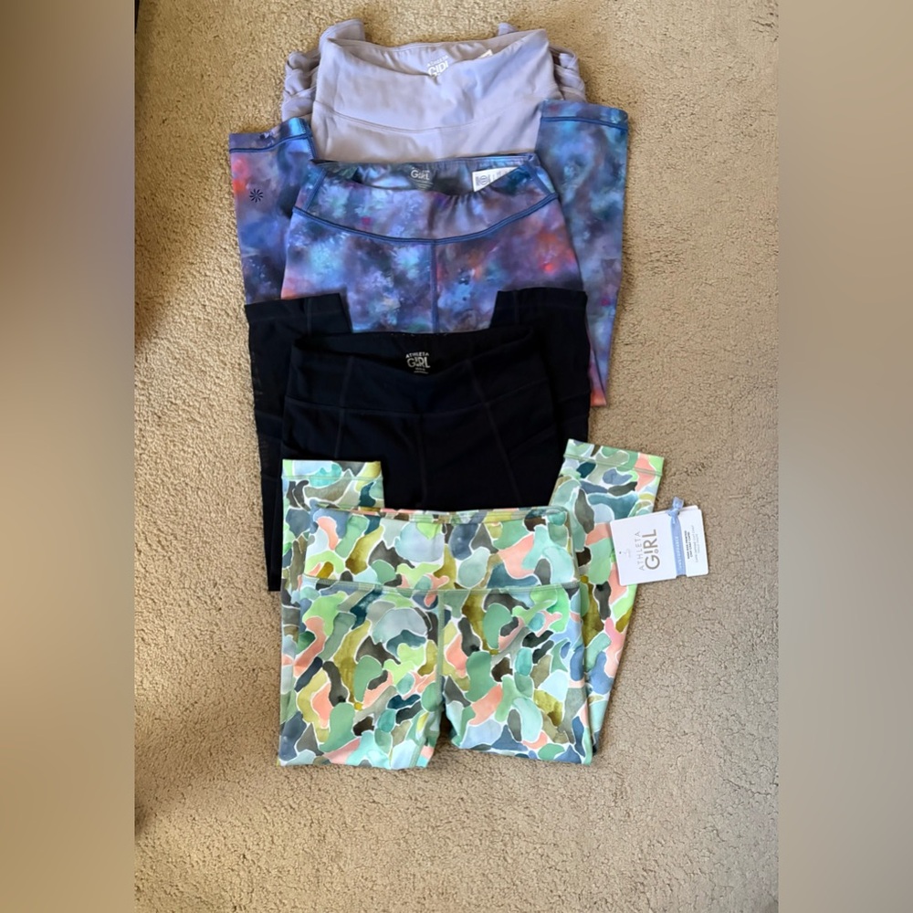 4 pairs of Athleta size 8/10 girl Capri leggings
